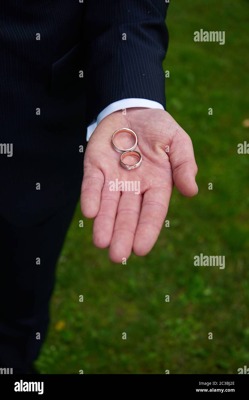 showing wedding rings before ceremony Stock Photo Alamy
