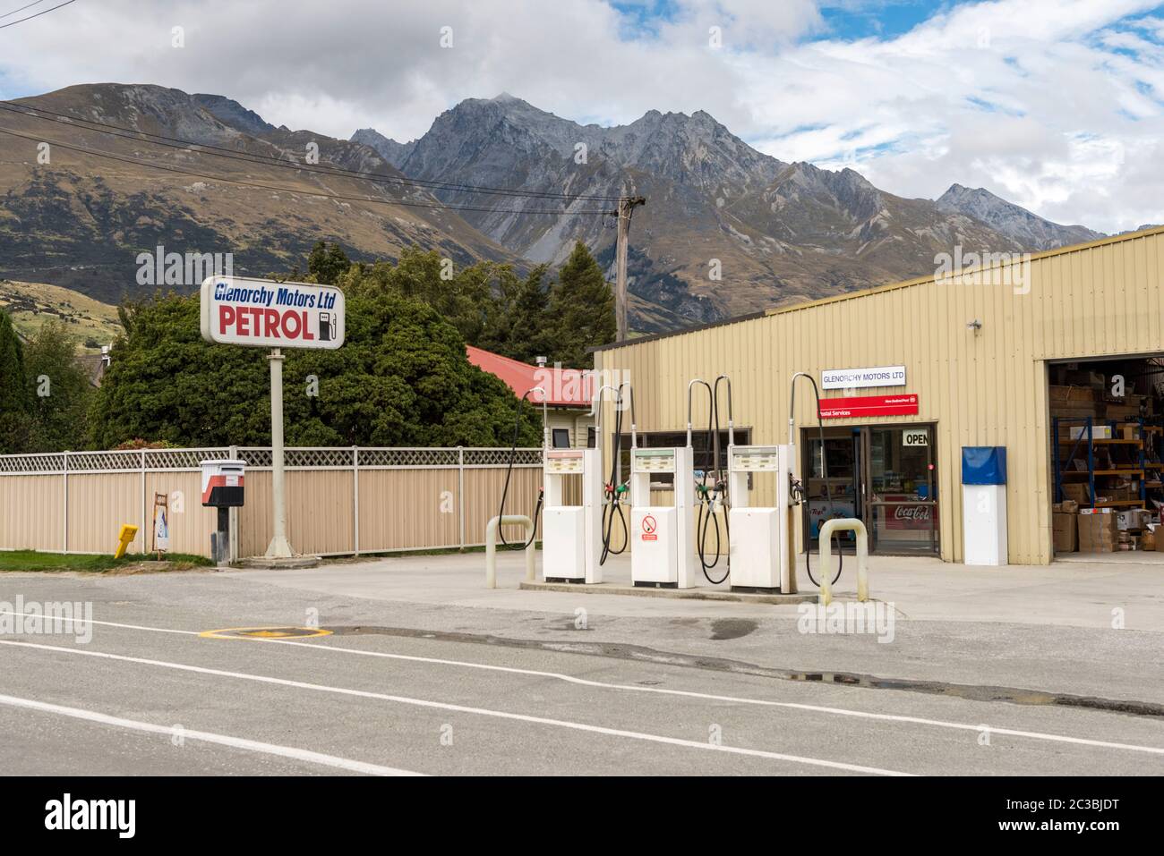Transport garage hires stock photography and images Alamy