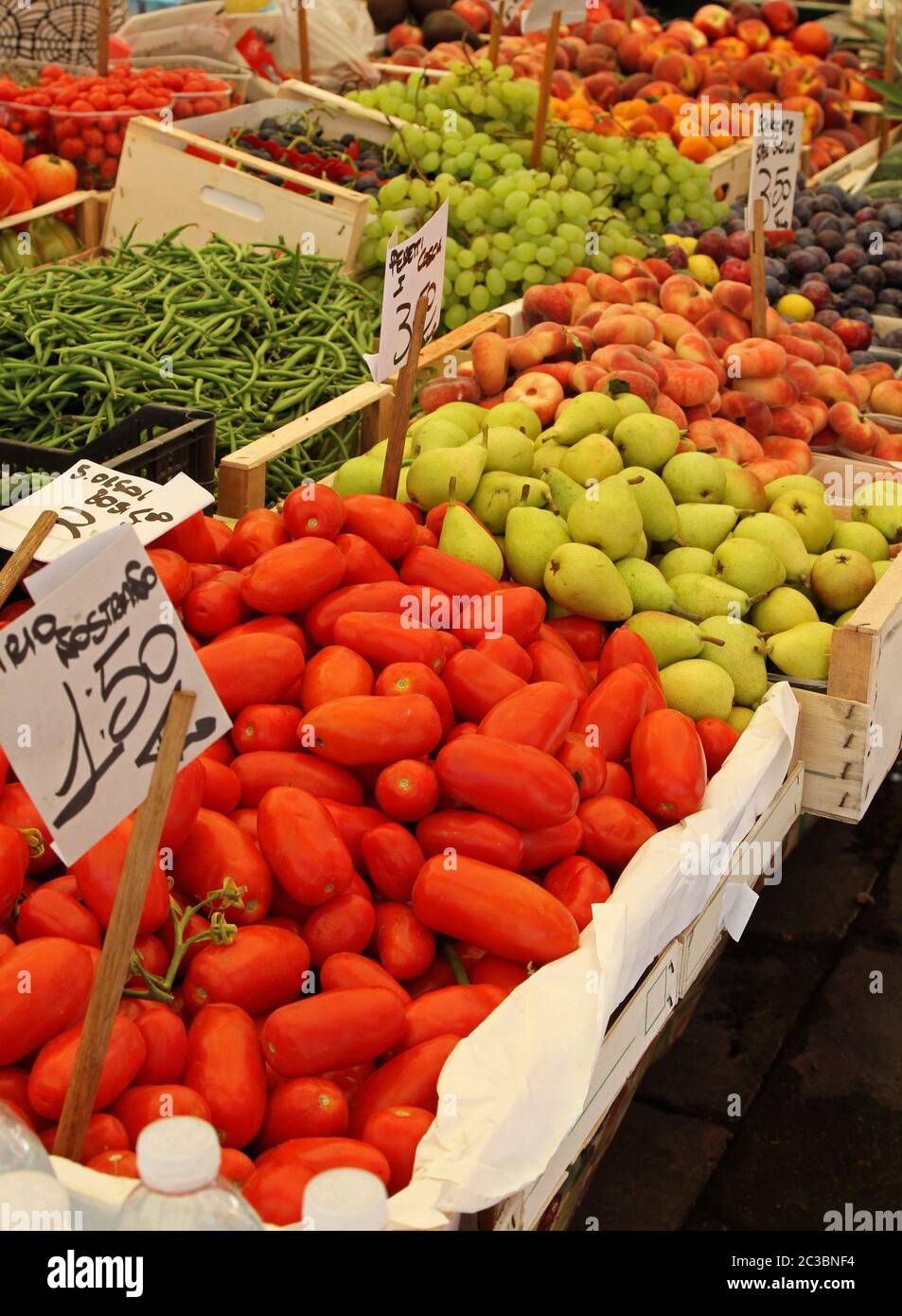 Big farmers market stall filled with organic vegetables Stock Photo - Alamy