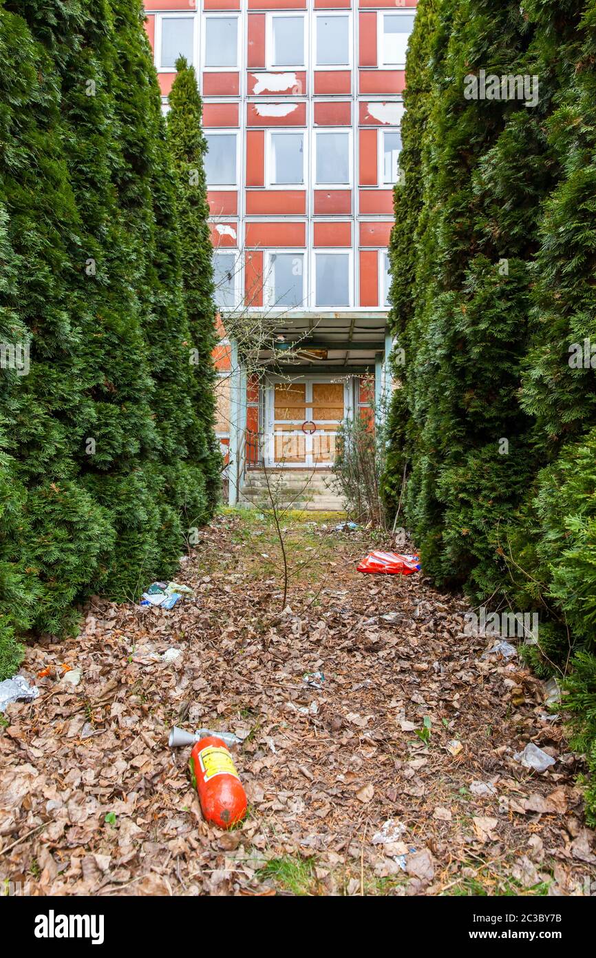 Lost building hi res stock photography and images alamy