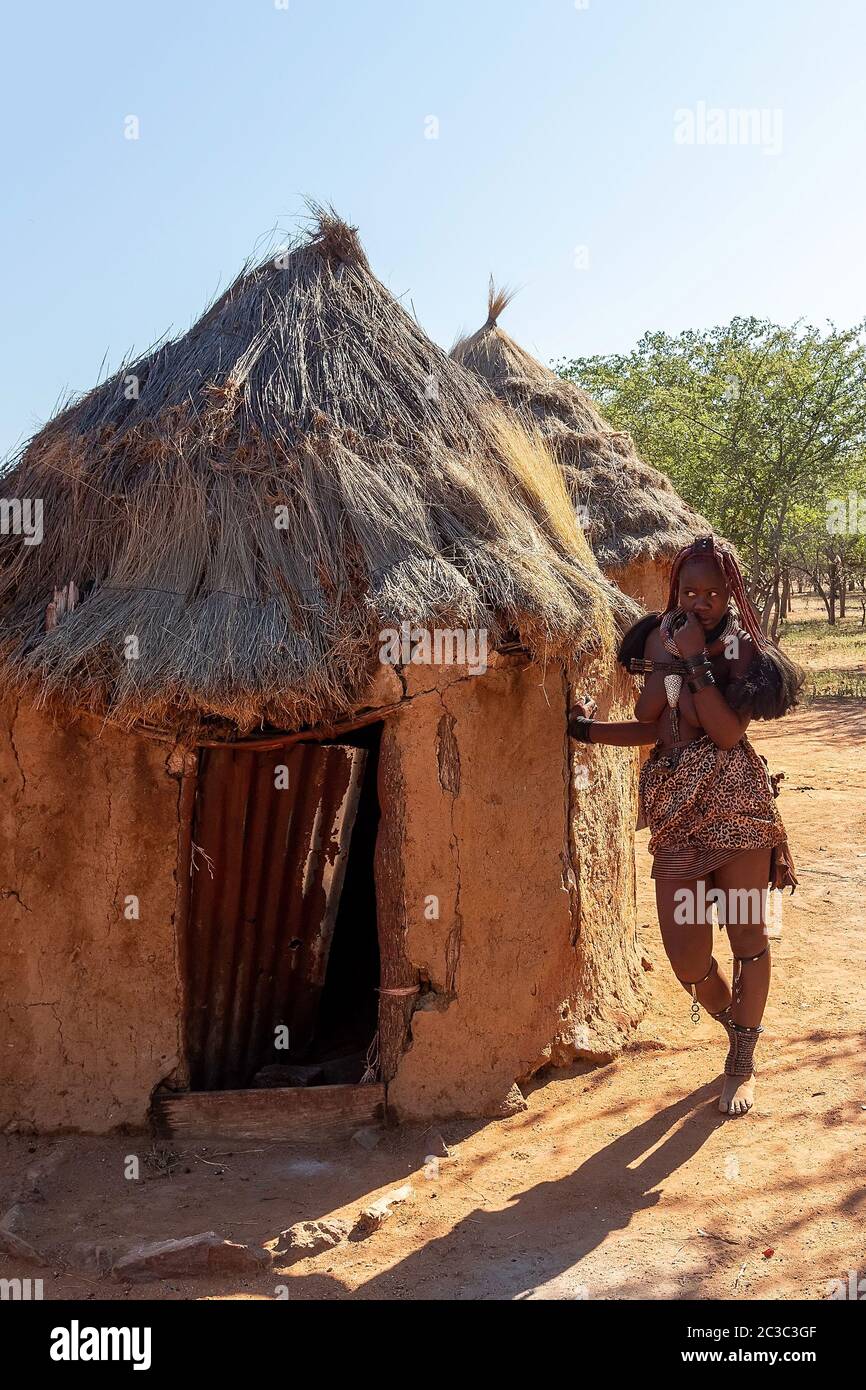Himba woman beautiful hi-res stock photography and images - Alamy