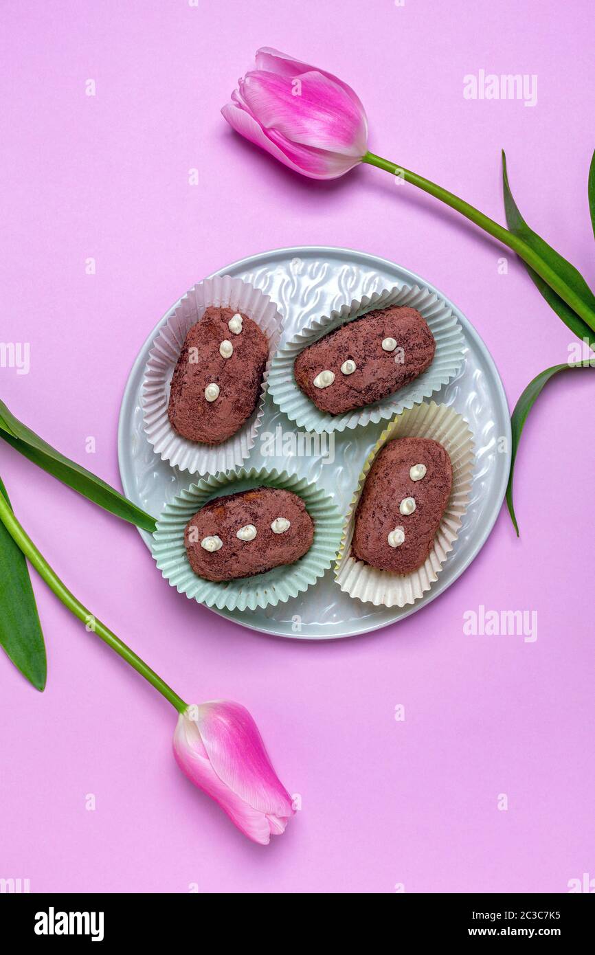 Traditional Russian dessert in the form of potatoes Stock Photo Alamy