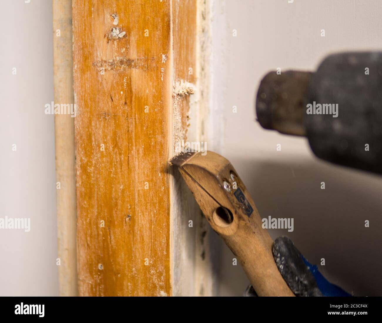 Paint stripping heat gun hires stock photography and images Alamy