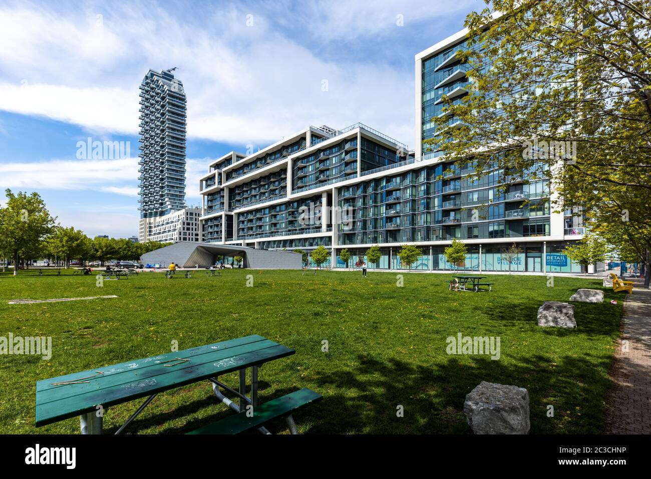 Modern condo building downtown toronto hi-res stock photography and ...