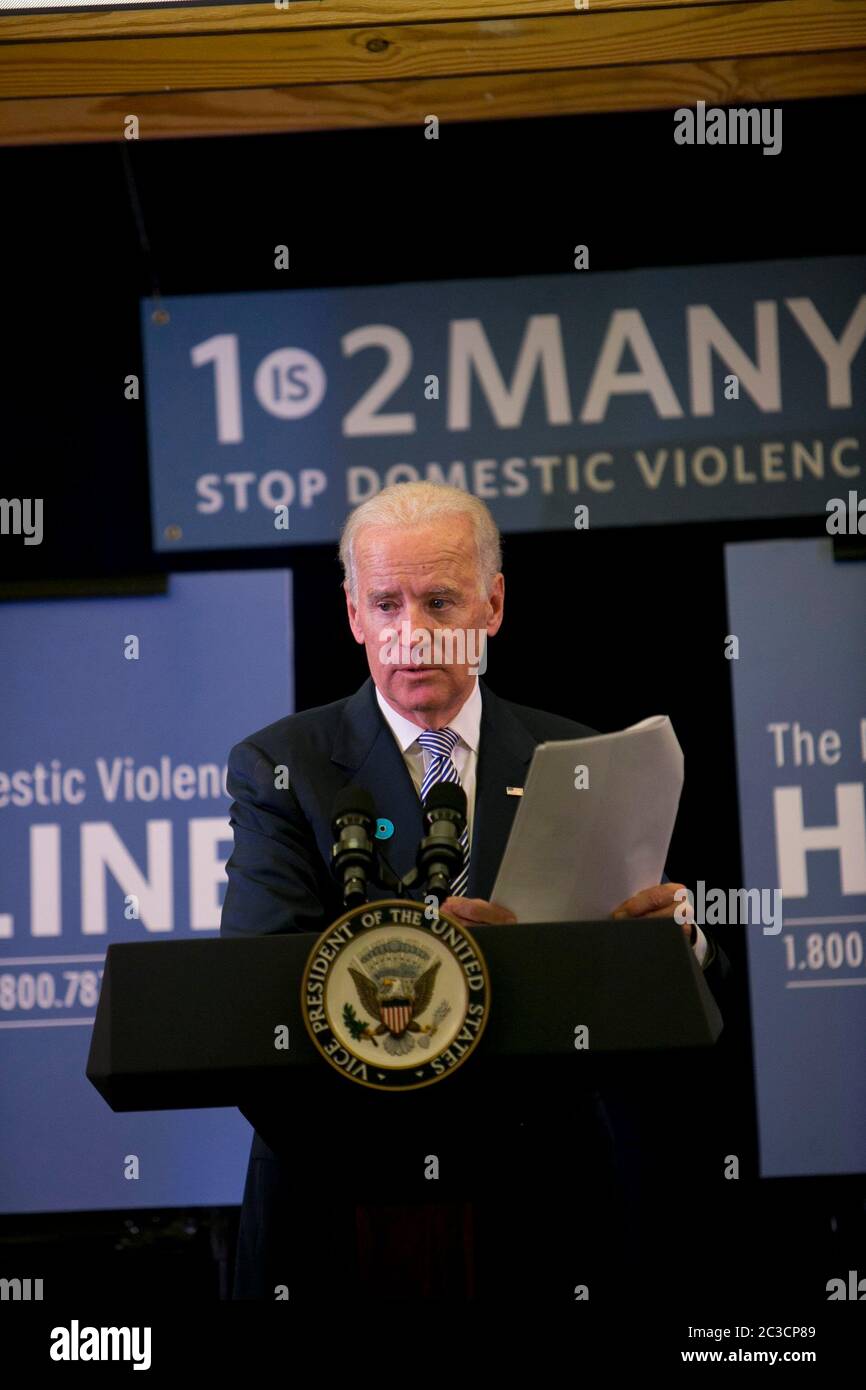 October 30th, 2013 Austin, Texas, USA: Vice President Joe Biden speaks at the headquarters of the National Domestic Violence Hotline to commemorate National Domestic Violence Awareness Month.  ©Marjorie Kamys Cotera/Daemmrich Stock Photo