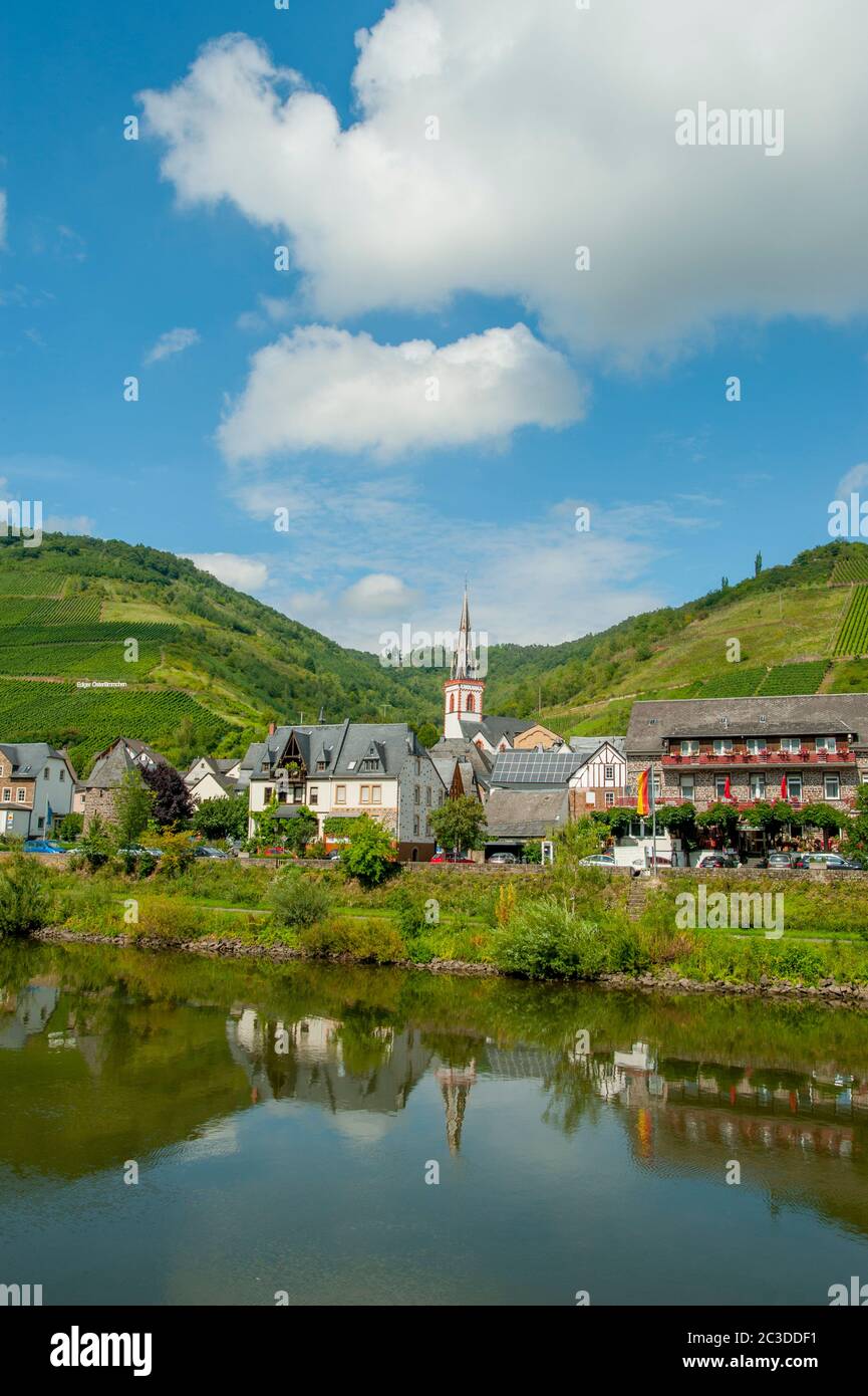 Ediger Germany View of the small village of Ediger on the Mosel River in Germany Stock ...