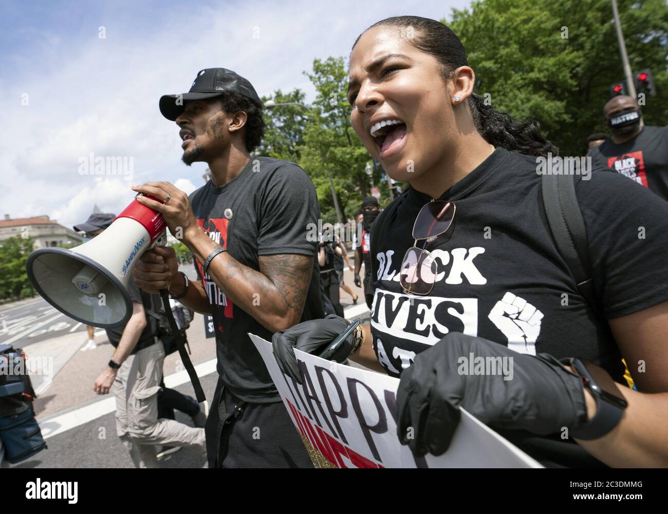 Washington, United States. 19th June, 2020. Washington Wizards' Bradley Beal and Washington Mystics Natasha Cloud participate in a Juneteenth rally at the Martin Luther King Jr. Memorial on Friday, June 19, 2020 in Washington, DC. Juneteenth, or June 19th, marks the date of the end of slavery in the United States. Photo by Kevin Dietsch/UPI Credit: UPI/Alamy Live News Stock Photo