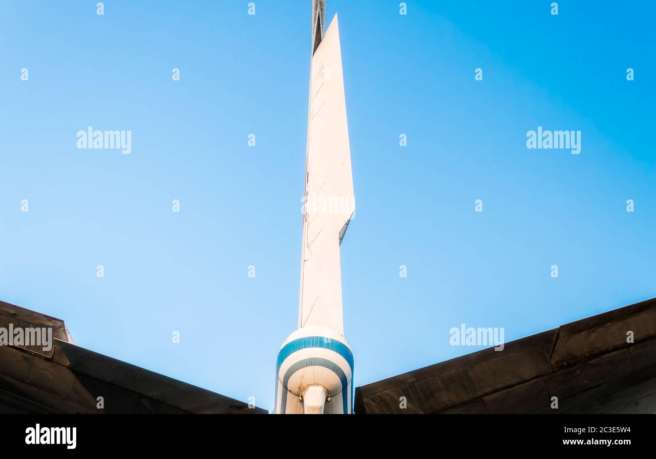 Blue wings airlines hi-res stock photography and images - Alamy