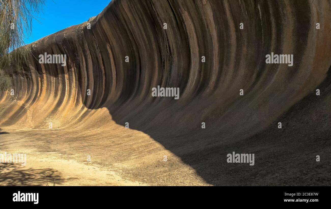 Wave wide hi-res stock photography and images - Alamy