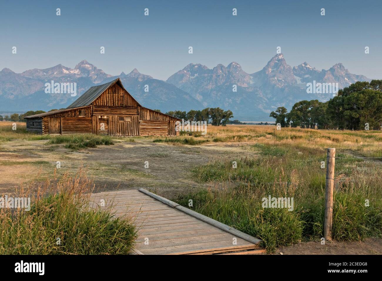 Morning sunrise over the T.A Moulton barn in the Mormon Row Historic ...