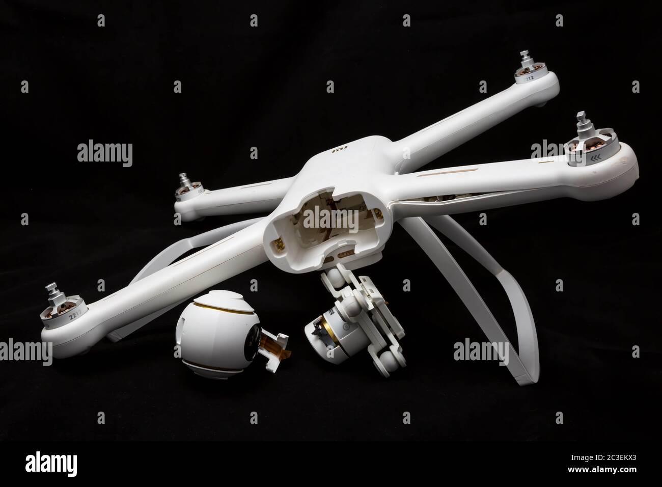 Moscow, Russia - May 13, 2019: Broken white Xiaomi Mi drone 4k after a  fall. On a black background. Damaged body, motor and stabilizer camera  gimbal Stock Photo - Alamy