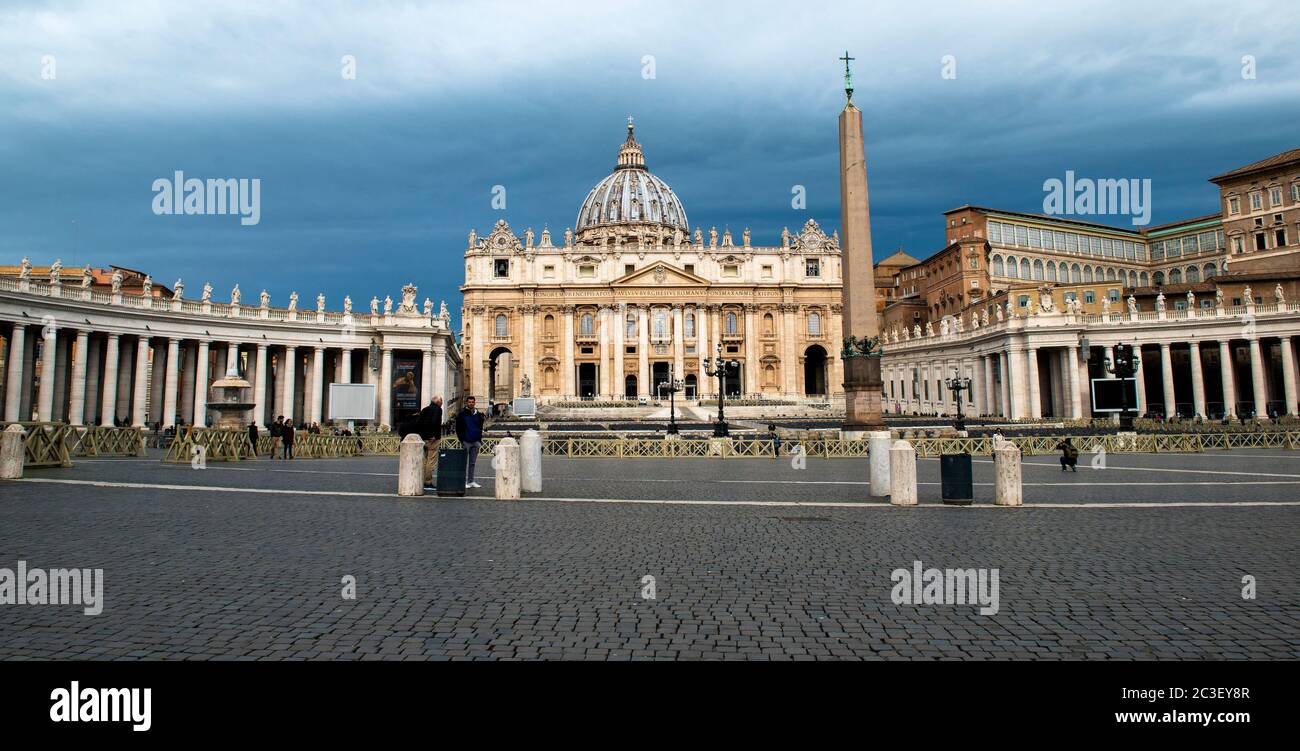 Saint Peter’s Basilica, Papal Basilica of Saint Peter, Renaissance style church, Vatican City, Rome, Italy Stock Photo