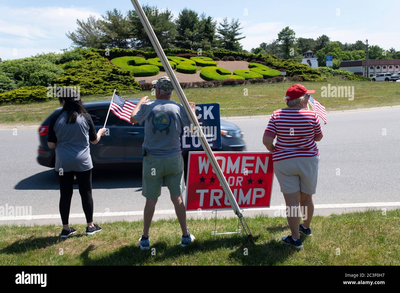 A re-elect Donald Trump rally on Cape Cod at the Bourne Rotary in Bourne, Massachusetts, USA Stock Photo