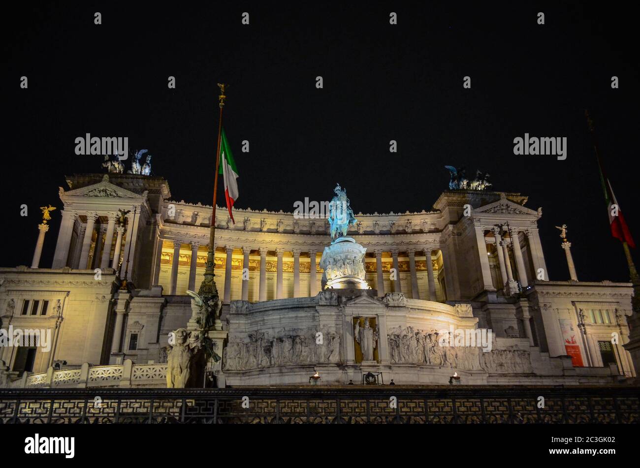 Night view of the monument to Victor Emmanuel II in Rome, Italy - Vittoriano, also known as Altare della Patria Stock Photo