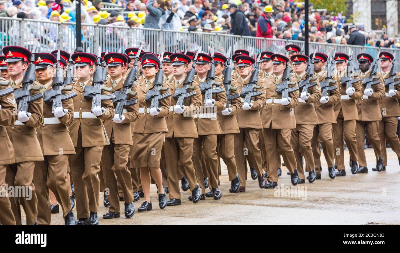 City Of London Regiment High Resolution Stock Photography And Images Alamy - uk royal regiment of artillery roblox