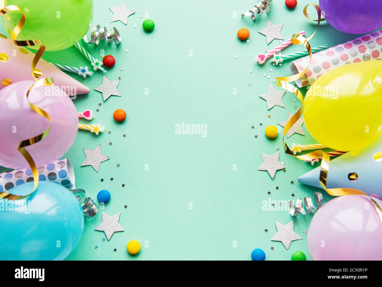 Birthday background green hi-res stock photography and images - Alamy