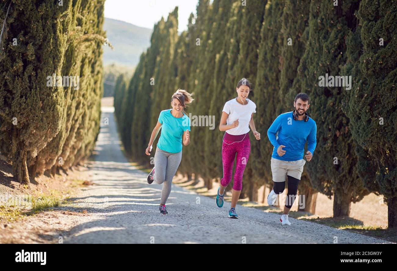 Young healthy people group hi-res stock photography and images - Alamy