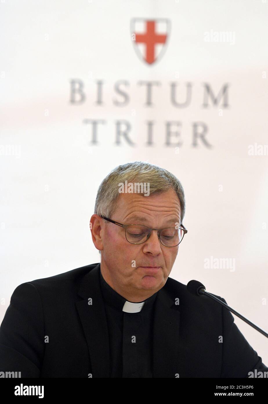 Trier, Germany. 20th June, 2020. Ulrich Graf Plettenberg (Vicar General Diocese of Trier) informs in a press conference about the future of the planned parish reform. (to dpa Planned 35 large parishes in the diocese of Trier are off the table) Credit: Harald Tittel/dpa/Alamy Live News Stock Photo