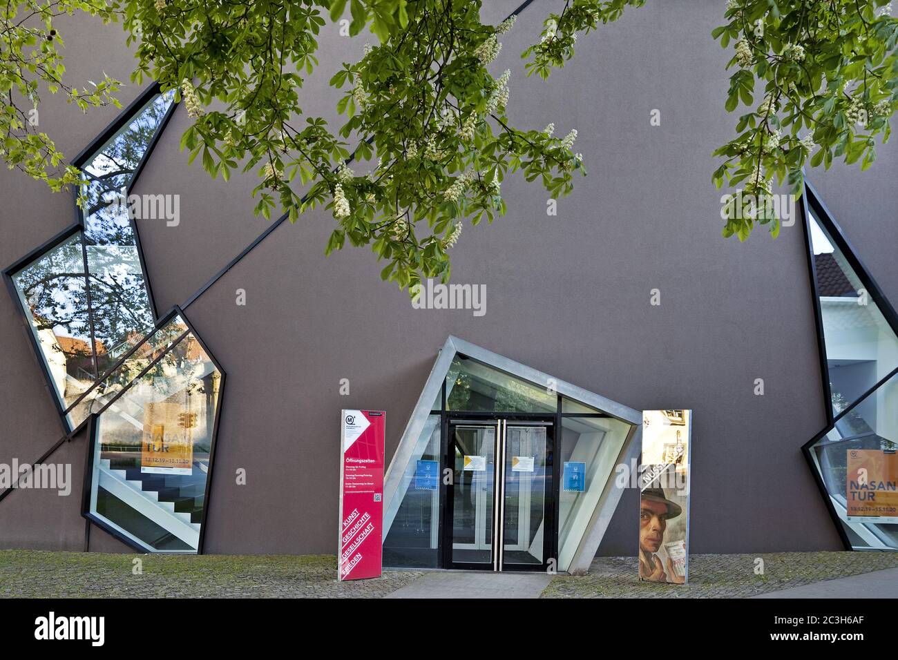 Felix Nussbaum House, architect Daniel Libeskind, Osnabrueck Museumsquartier, Osnabrueck, Germany Stock Photo