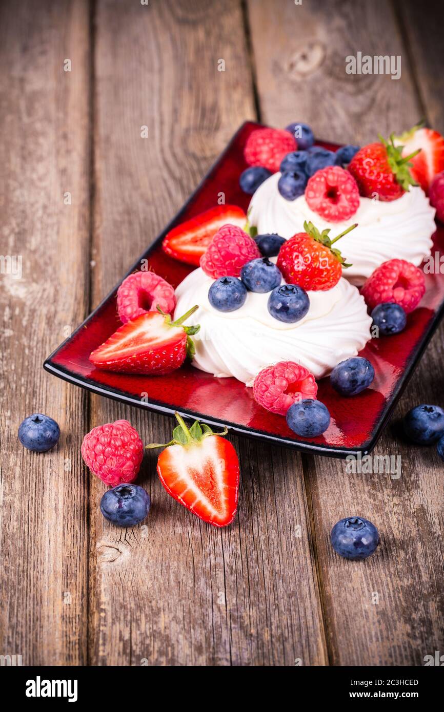 Strawberry meringue nests hires stock photography and images Alamy