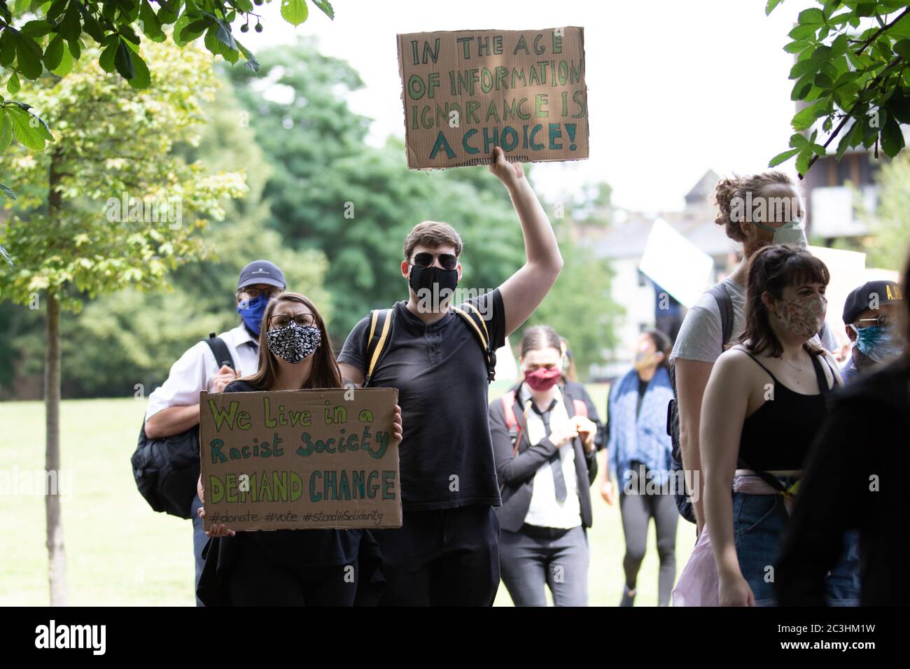 Blm Riots Uk London, UK. 20th June, 2020. BLM protestors march from Vauxhall to ...