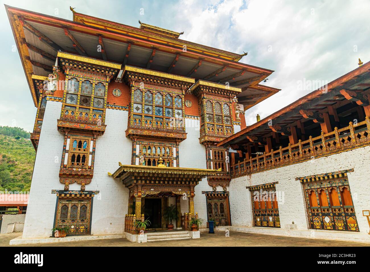 Inner building of the Punakha Dzong holding the Ranjung Karsapani Stock Photo