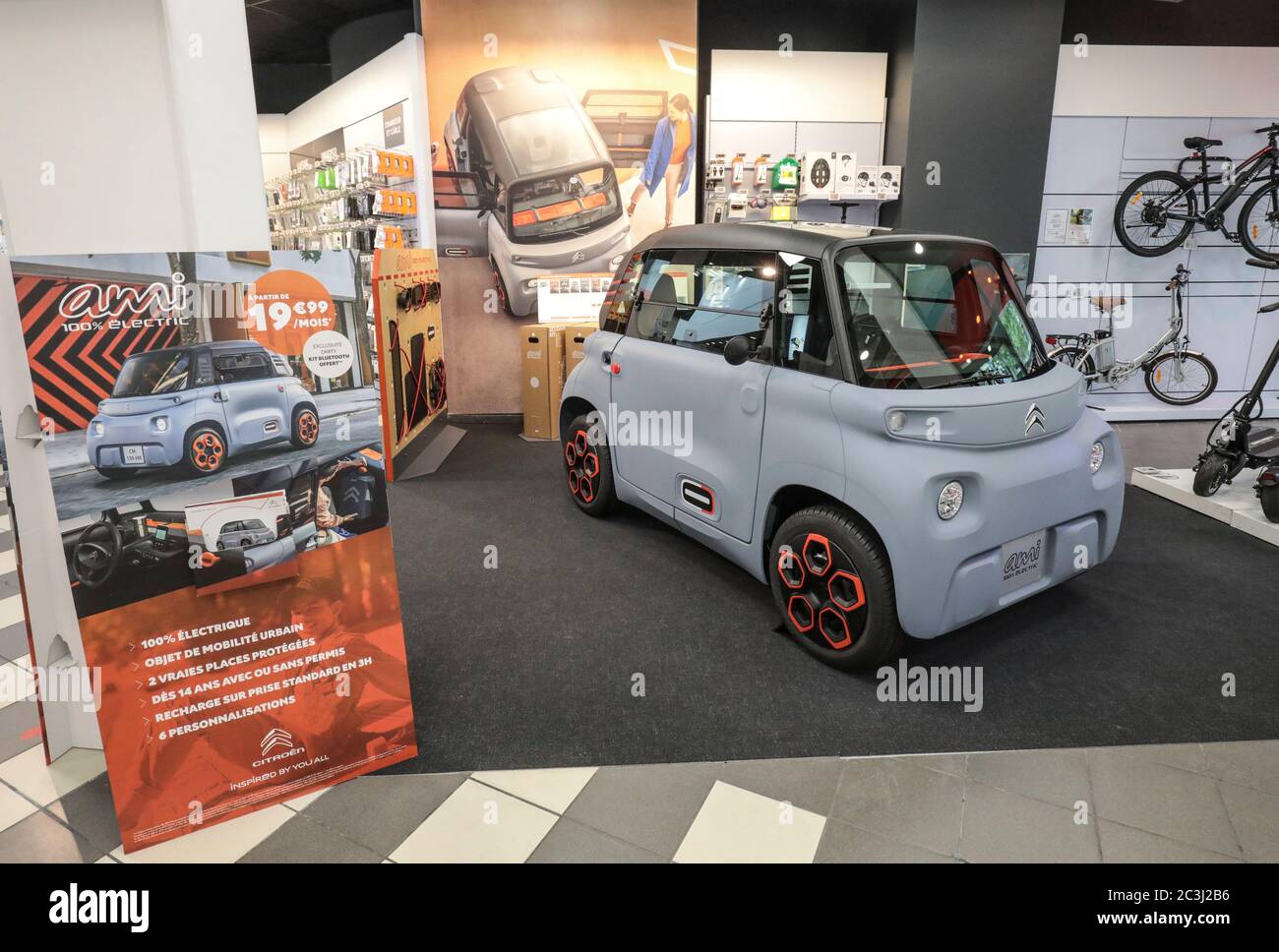 AMI BY CITROEN ,THE FRENCH ELECTRIC CAR Stock Photo Alamy