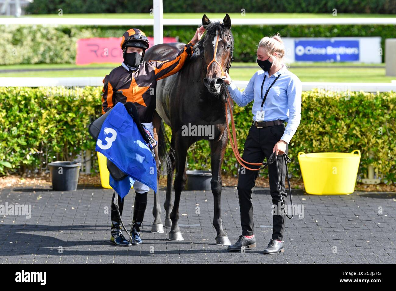 Ghaaliya and Thomas Greatrex and after winning the British Stallion Studs EBF Fillies’ Novice Stakes at Kempton Park Racecourse. Stock Photo