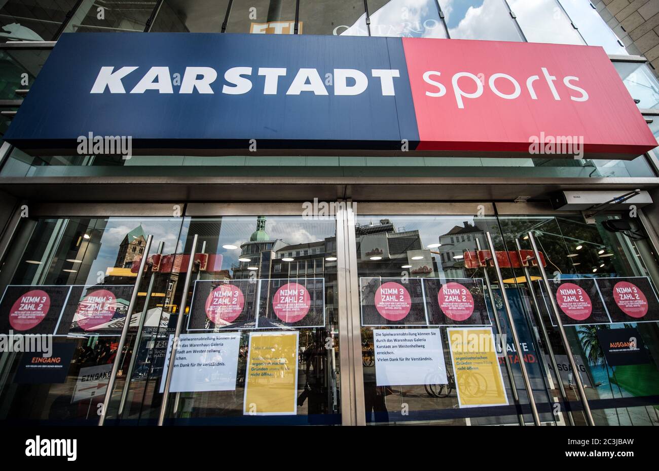 Dortmund, Germany. 20th June, 2020. The doors of a branch of Karstadt Sports are locked. In addition to the planned closure of dozens of branches of the department store chain Galeria Karstadt Kaufhof, 20 of the 30 branches of the Karstadt Sports subsidiary are also to be closed. Credit: Bernd Thissen/dpa/Alamy Live News Stock Photo