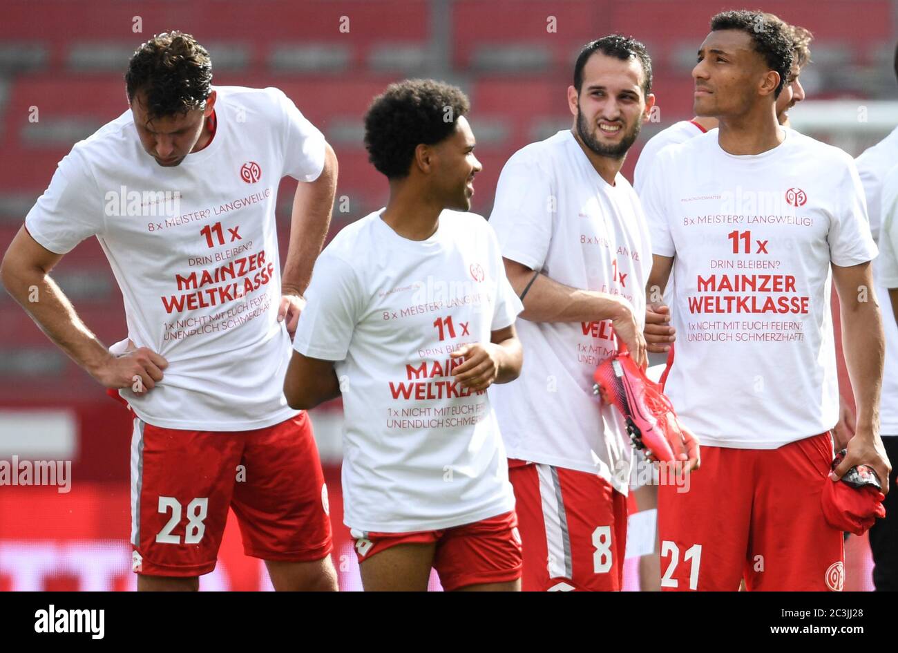 20 June 2020 Rhineland Palatinate Mainz Football Bundesliga Fsv Mainz 05 Sv Werder Bremen 33rd Matchday In The Opel Arena The Mainz Players Adam Szalai L R Phillipp Mwene Levin Oztunali And Karim