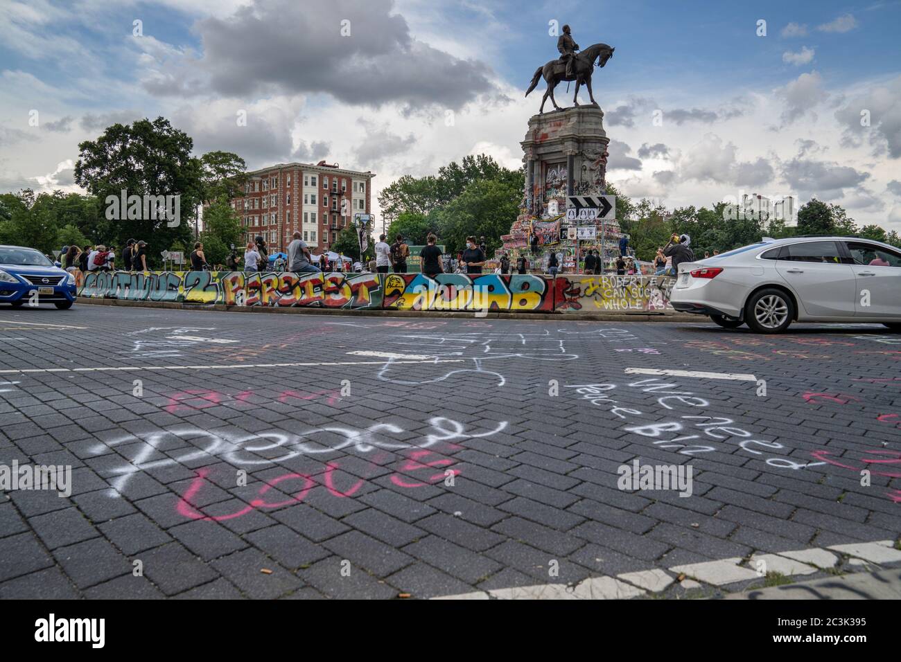 Robert e lee monument hires stock photography and images Alamy
