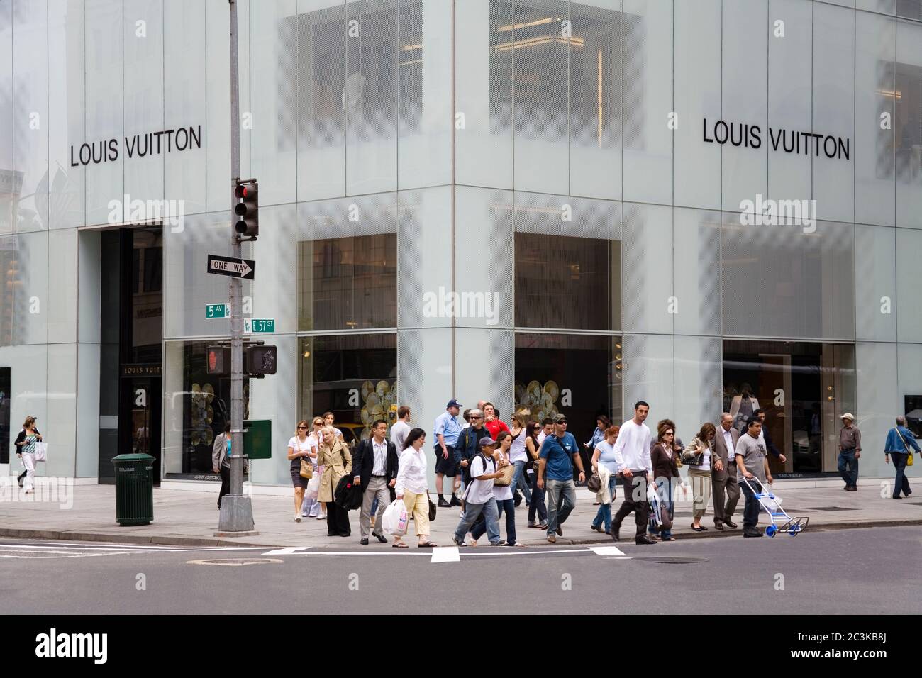 Louis Vuitton New York 5th Avenue store, United States