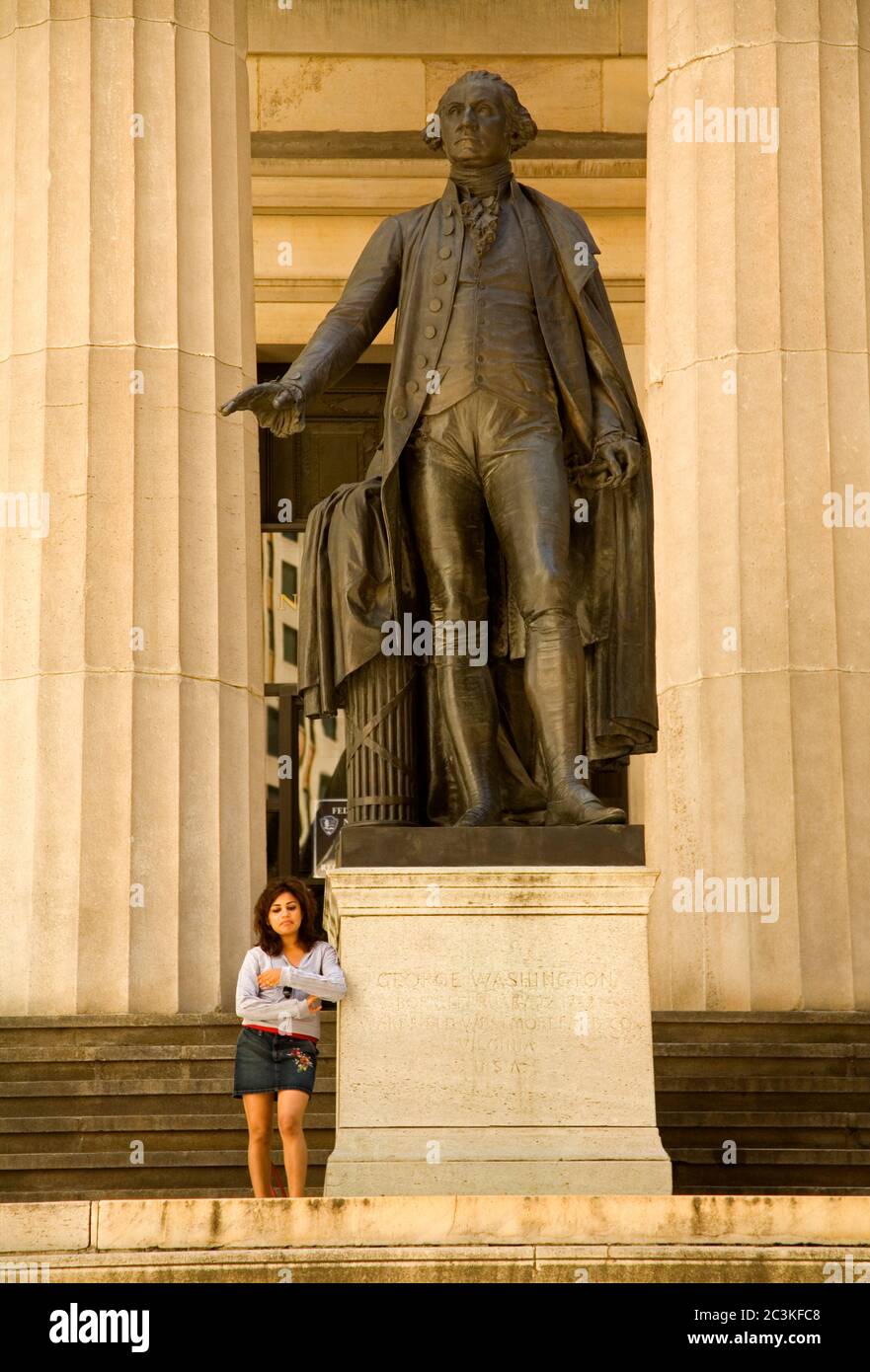George Washington Statue outside Federal Hall National Memorial, Wall ...