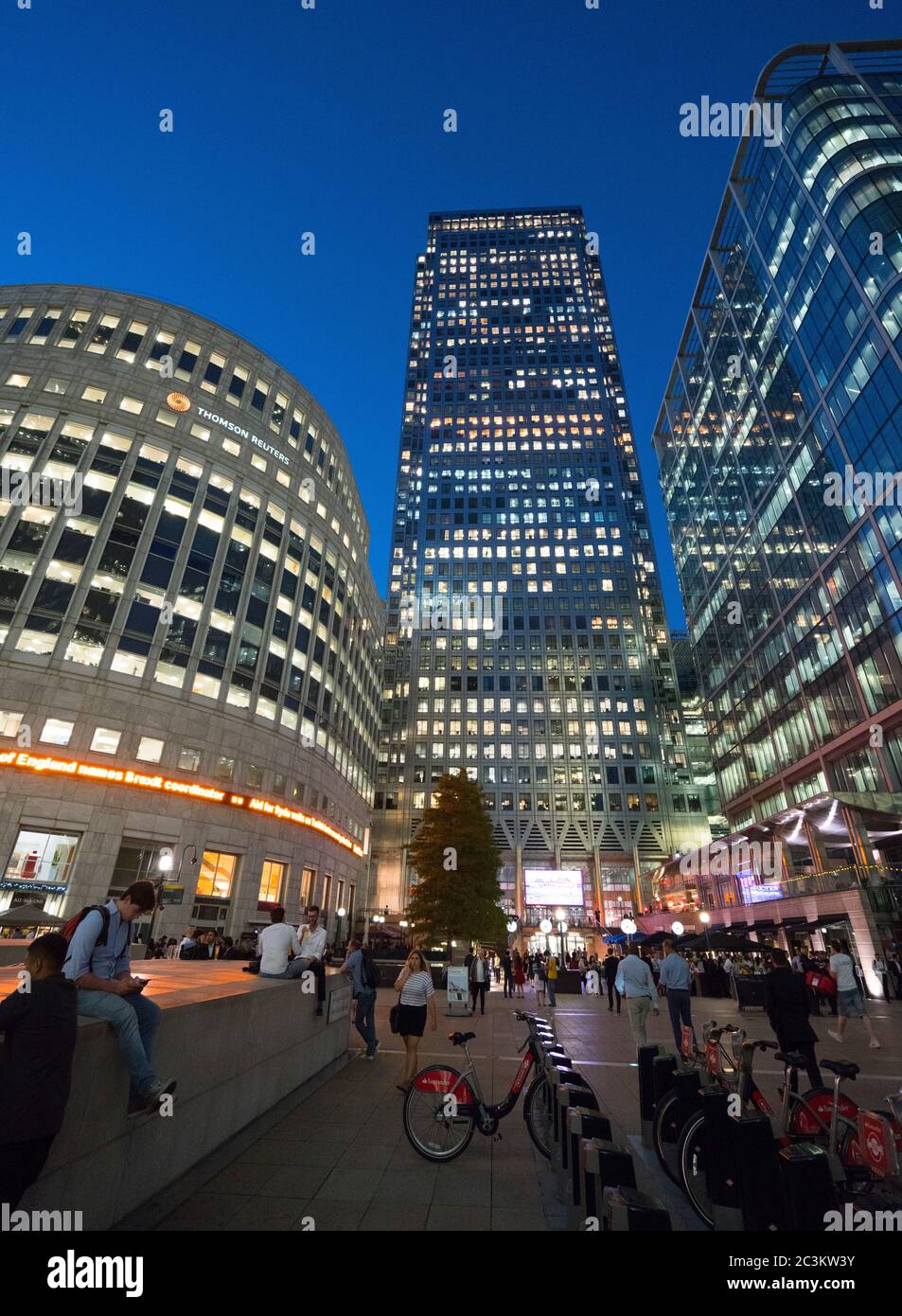 Reuters Square at Canary Wharf by night - LONDON, ENGLAND - SEPTEMBER 14, 2016 Stock Photo