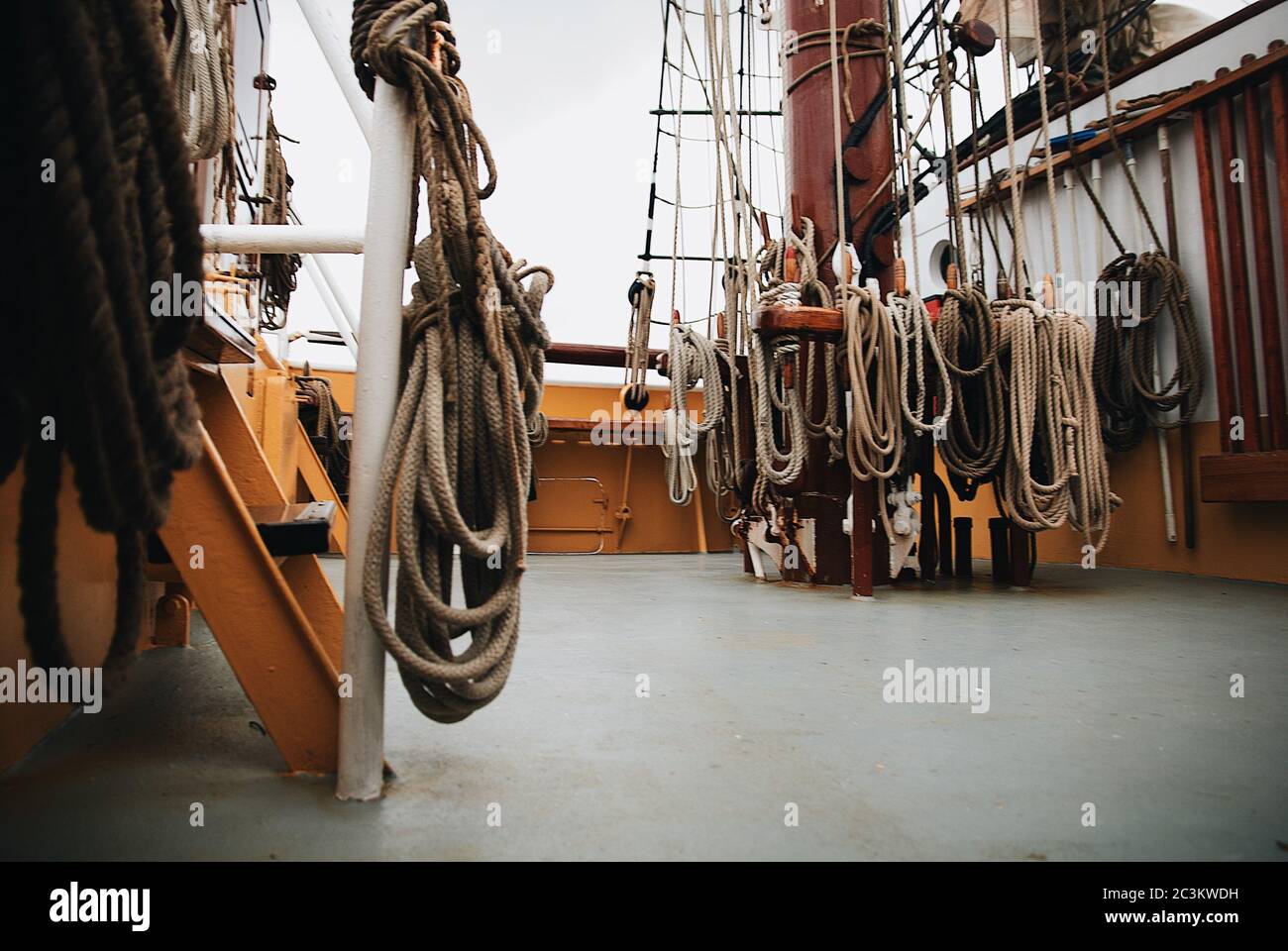 Many ropes in the ship during daytime Stock Photo - Alamy
