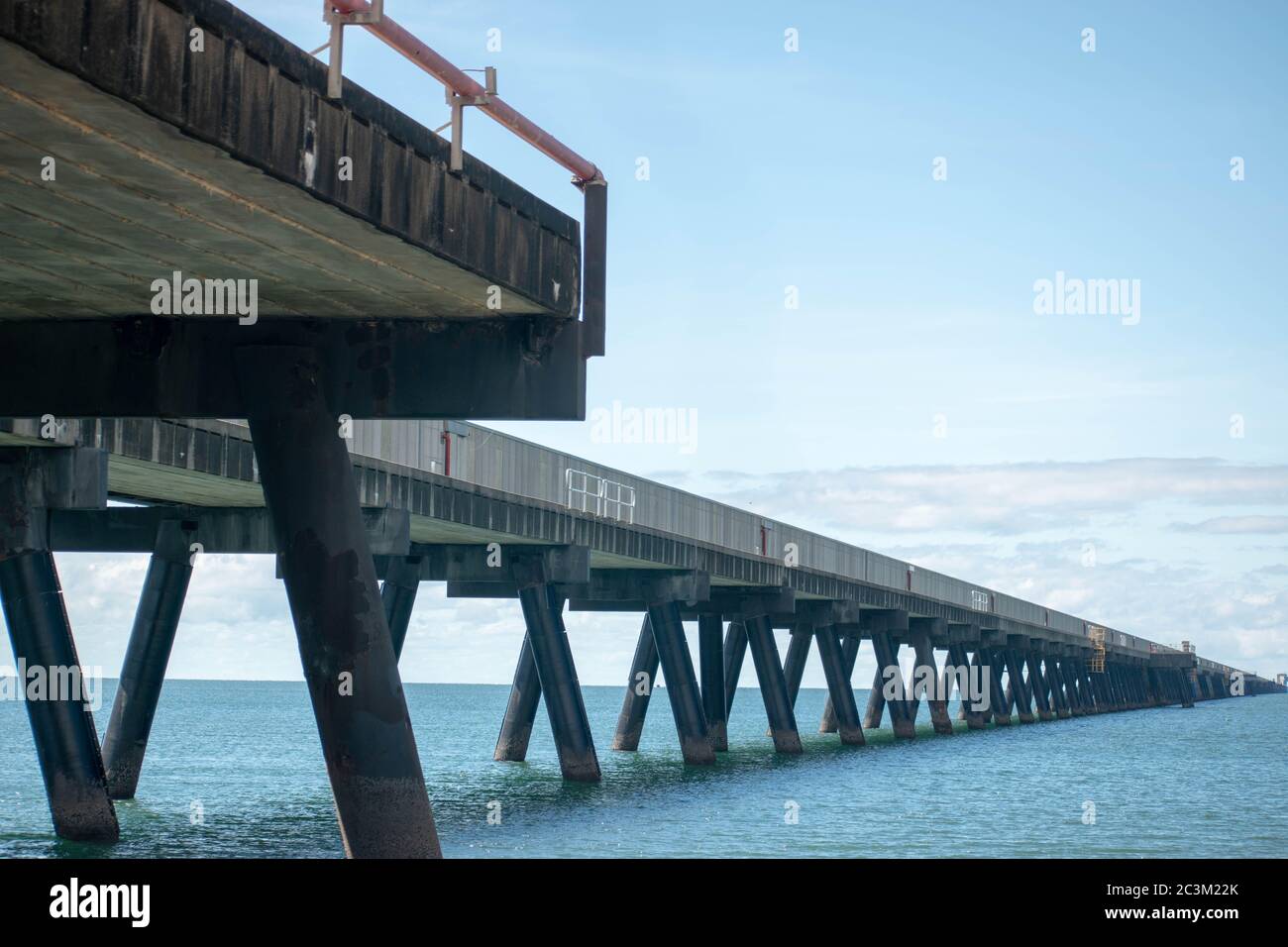 Saunders beach townsville hires stock photography and images Alamy
