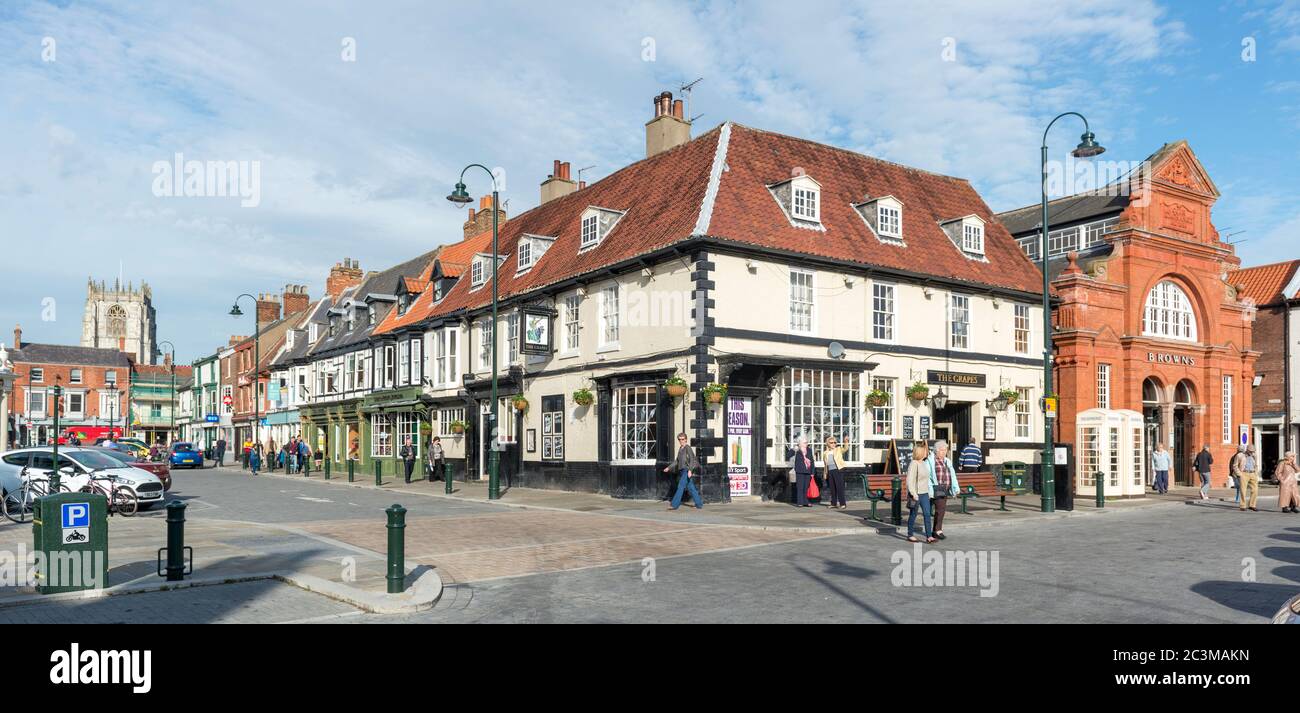 panoramic view of shops and a pub around Saturday Market in the centre of Beverley, East Yorkshire Stock Photo