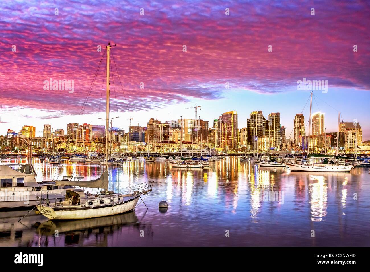 Sunrise san diego skyline view hi-res stock photography and images - Alamy