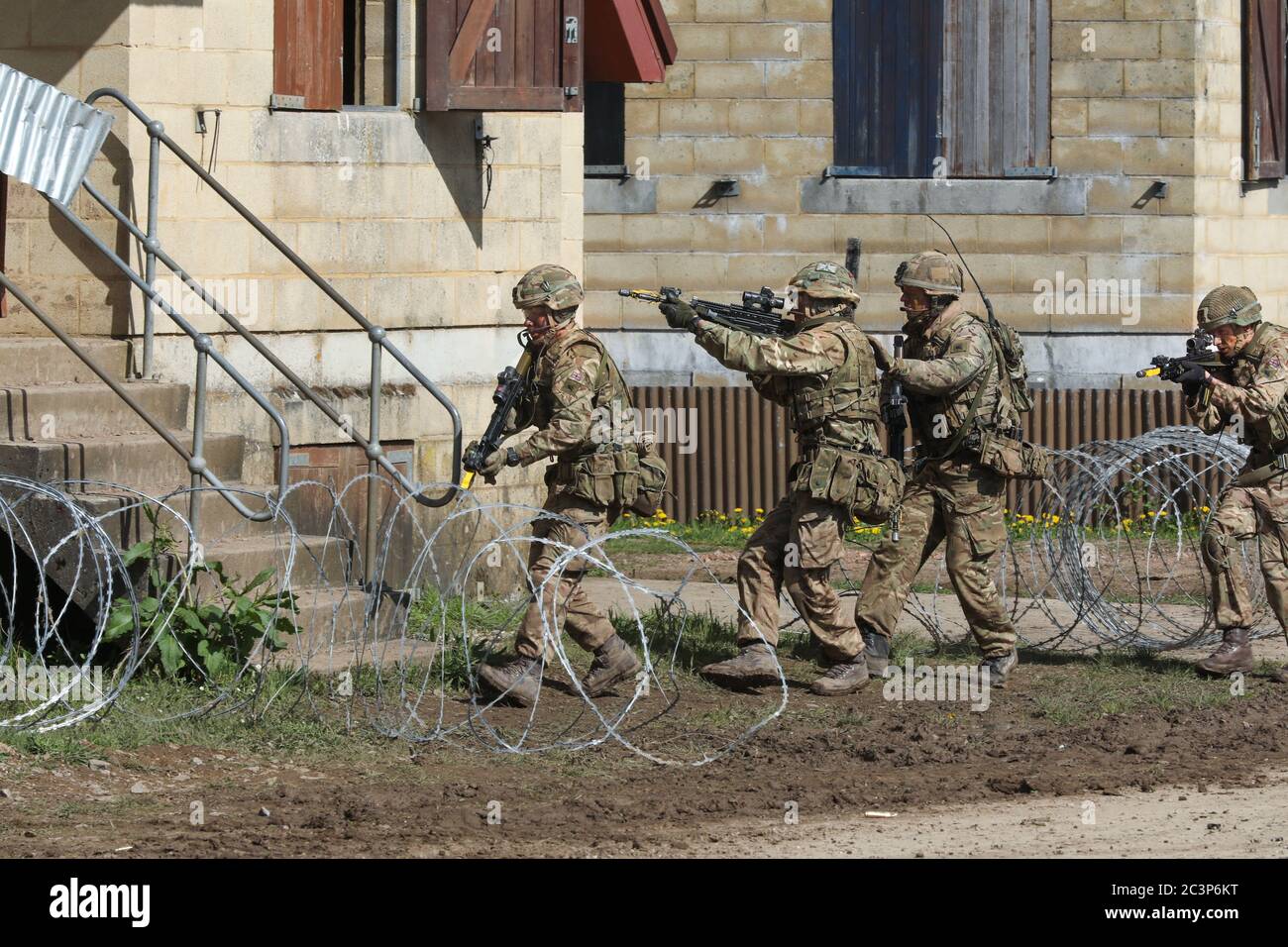 Parachute regiment hires stock photography and images Alamy