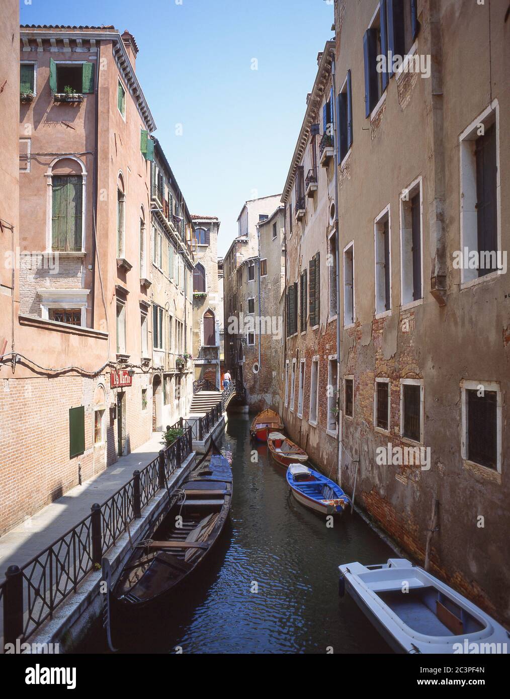 Narrow backstreet canal, Venice (Venezia), Veneto Region, Italy Stock Photo