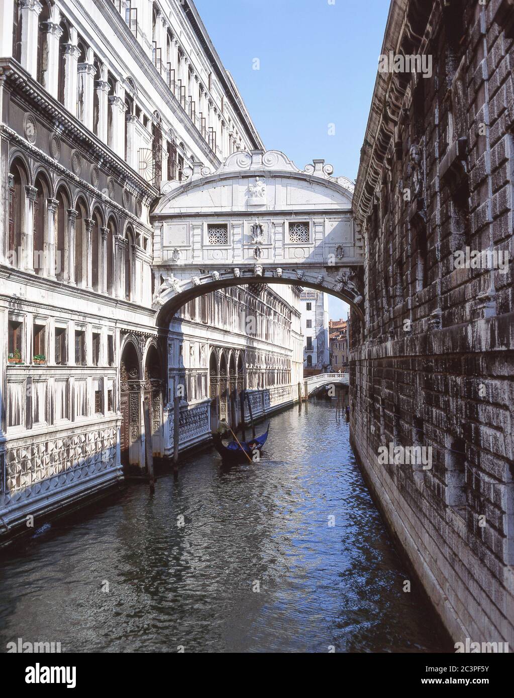 Bridge of Sighs (Ponte dei Sospiri), Venice (Venezia), Veneto Region, Italy Stock Photo