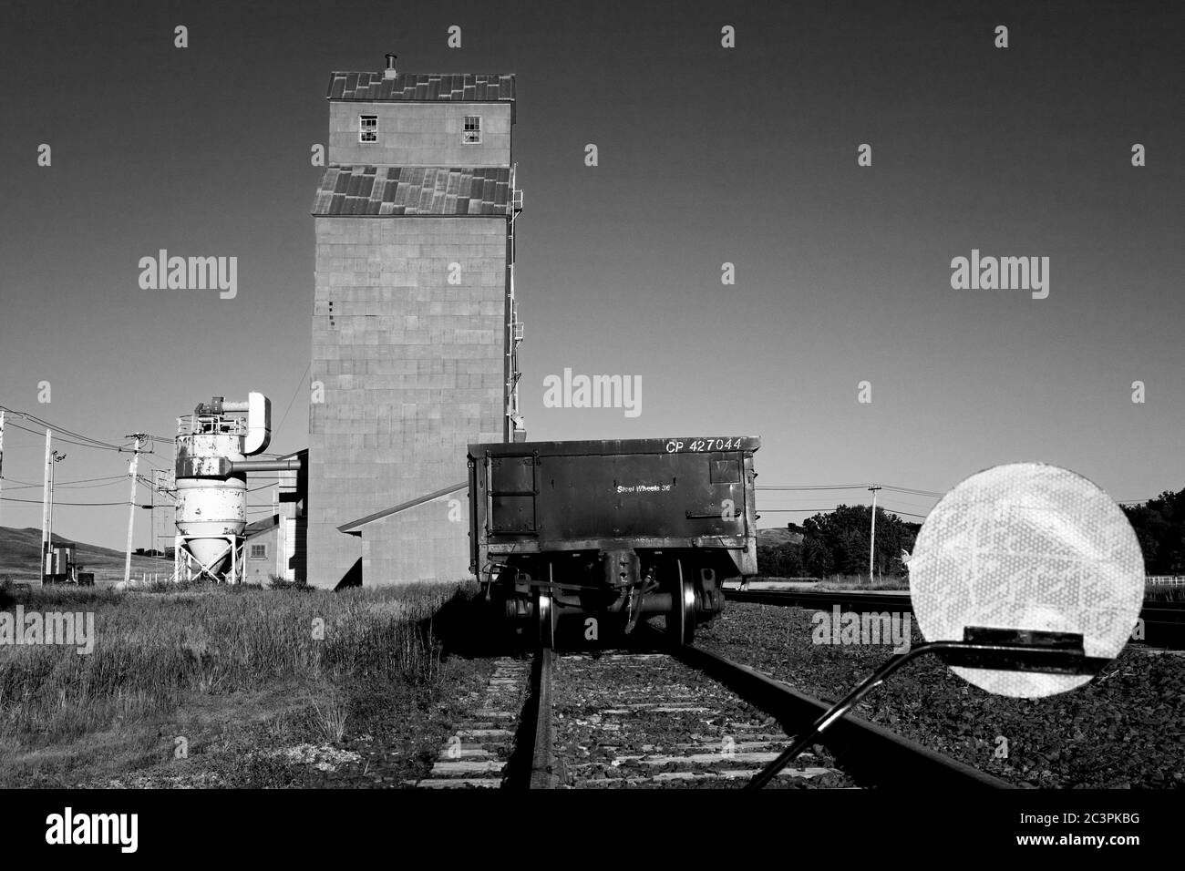 Grain Elevator & Railway, Valley City (City of Bridges), North Dakota