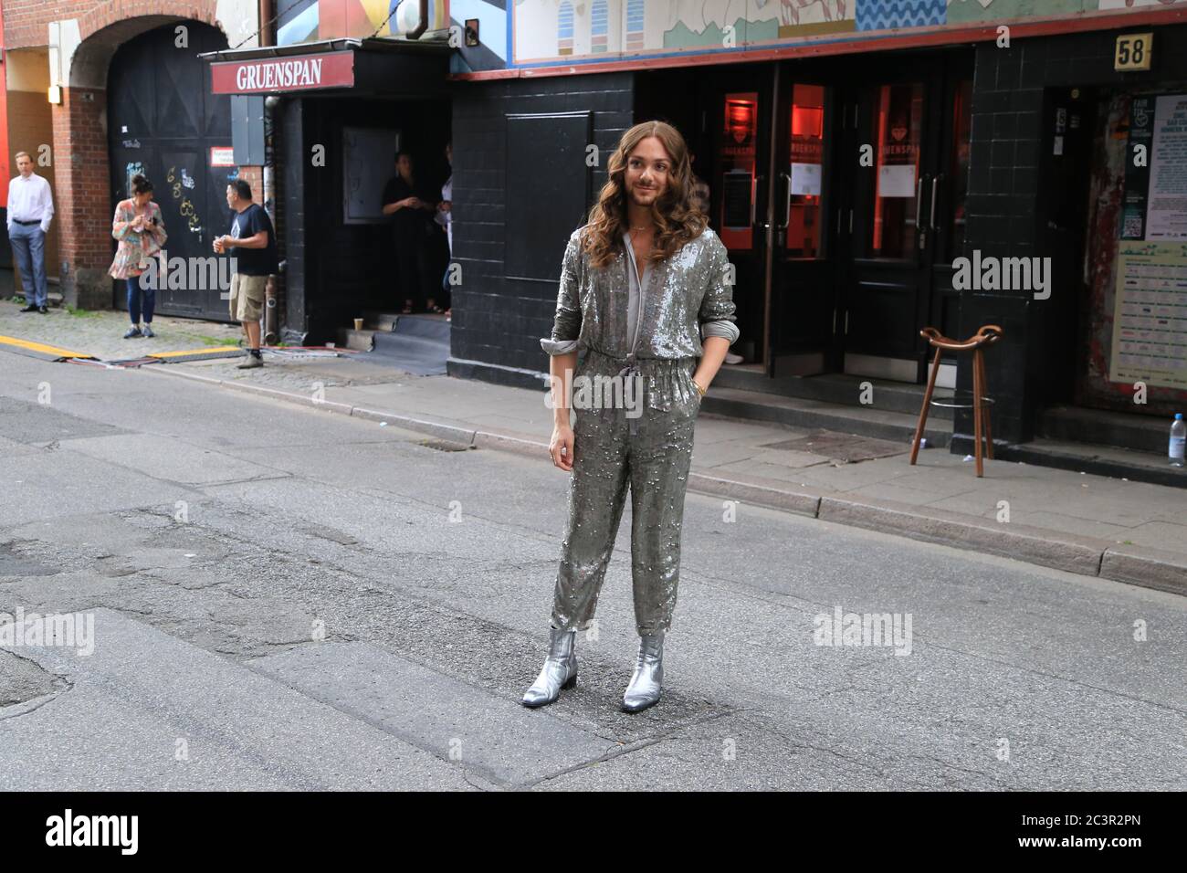 Riccardo vor der Aufzeichnung der ARD LatenightShow Der