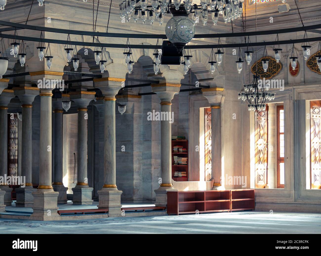 Construction wall columns made hi-res stock photography and images - Alamy