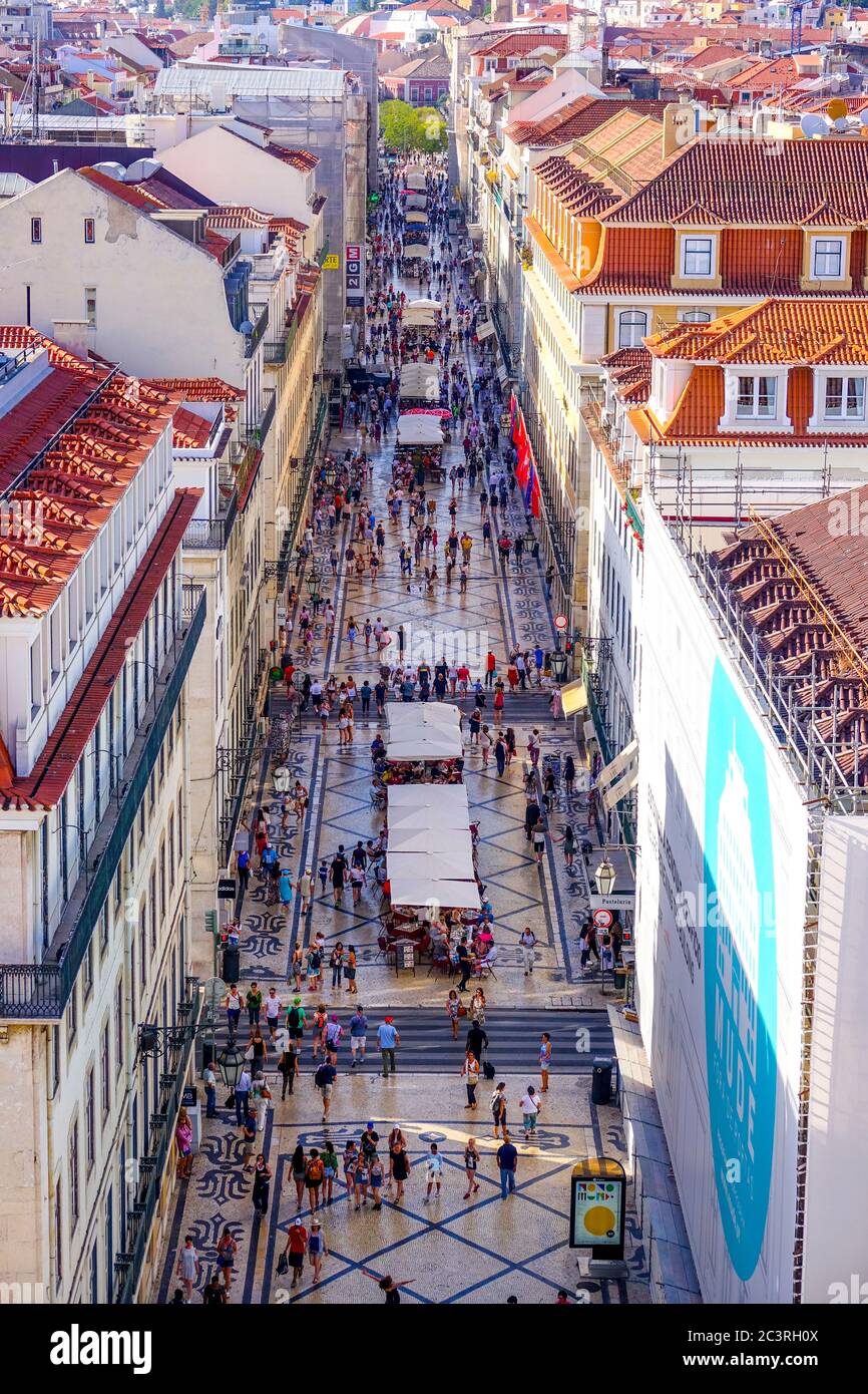 most-famous-street-in-lisbon-the-augusta-street-lisbon-portugal