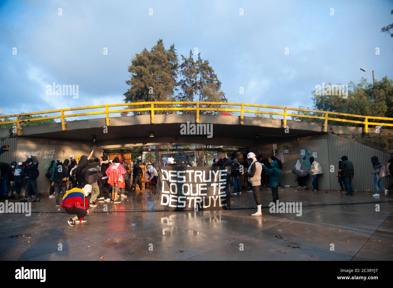 Demonstrations in the national university clash with riot police as ...
