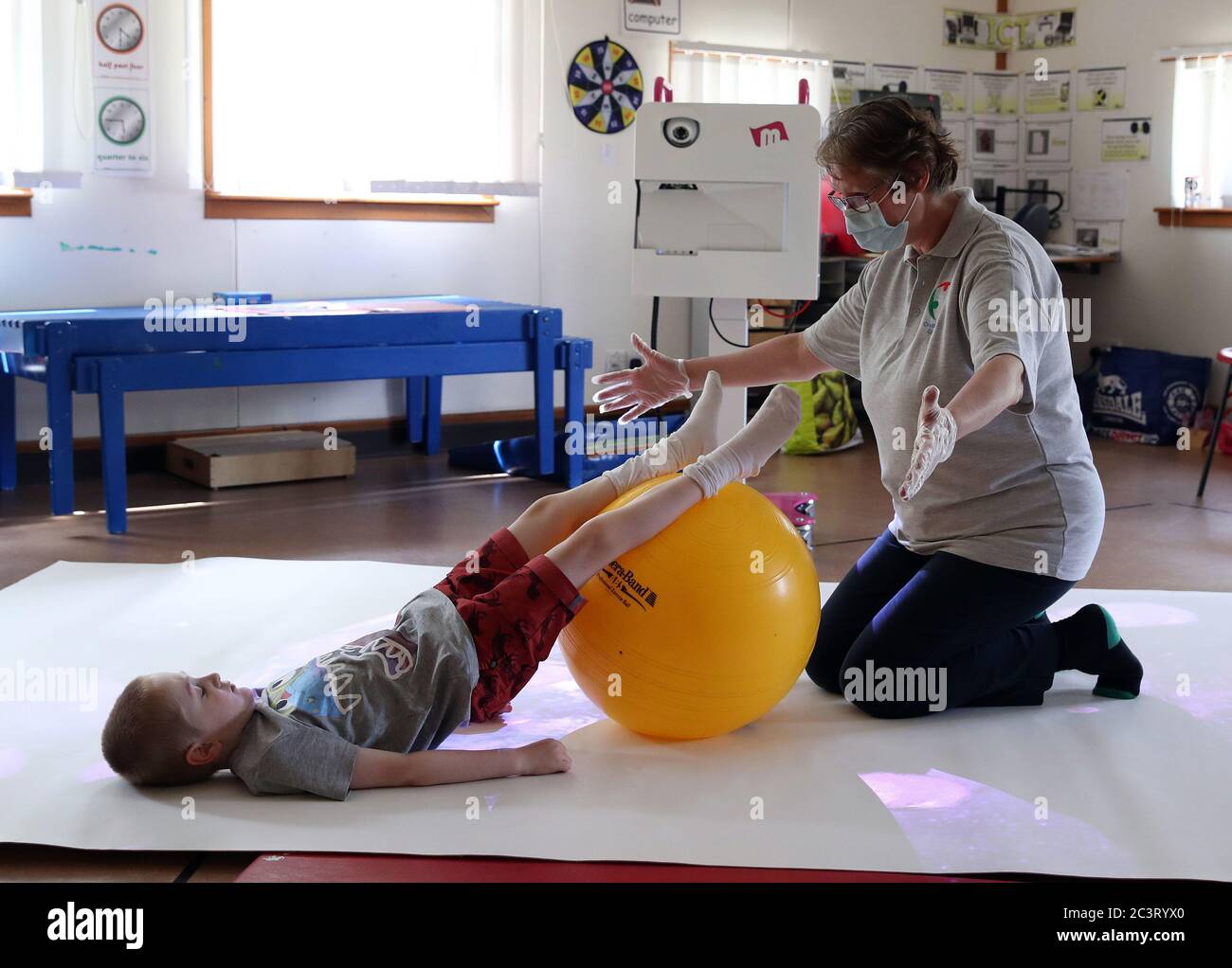 Paediatric Physiotherapy - Infant - Failure To Thrive (Nectarine) - Youtube