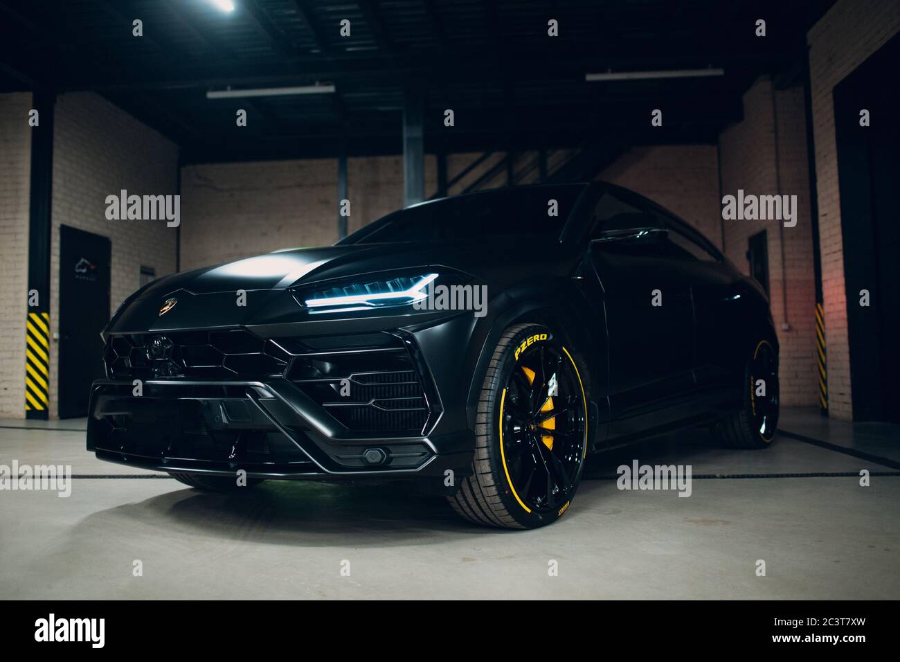 Page 4 Black Lamborghini High Resolution Stock Photography And Images Alamy