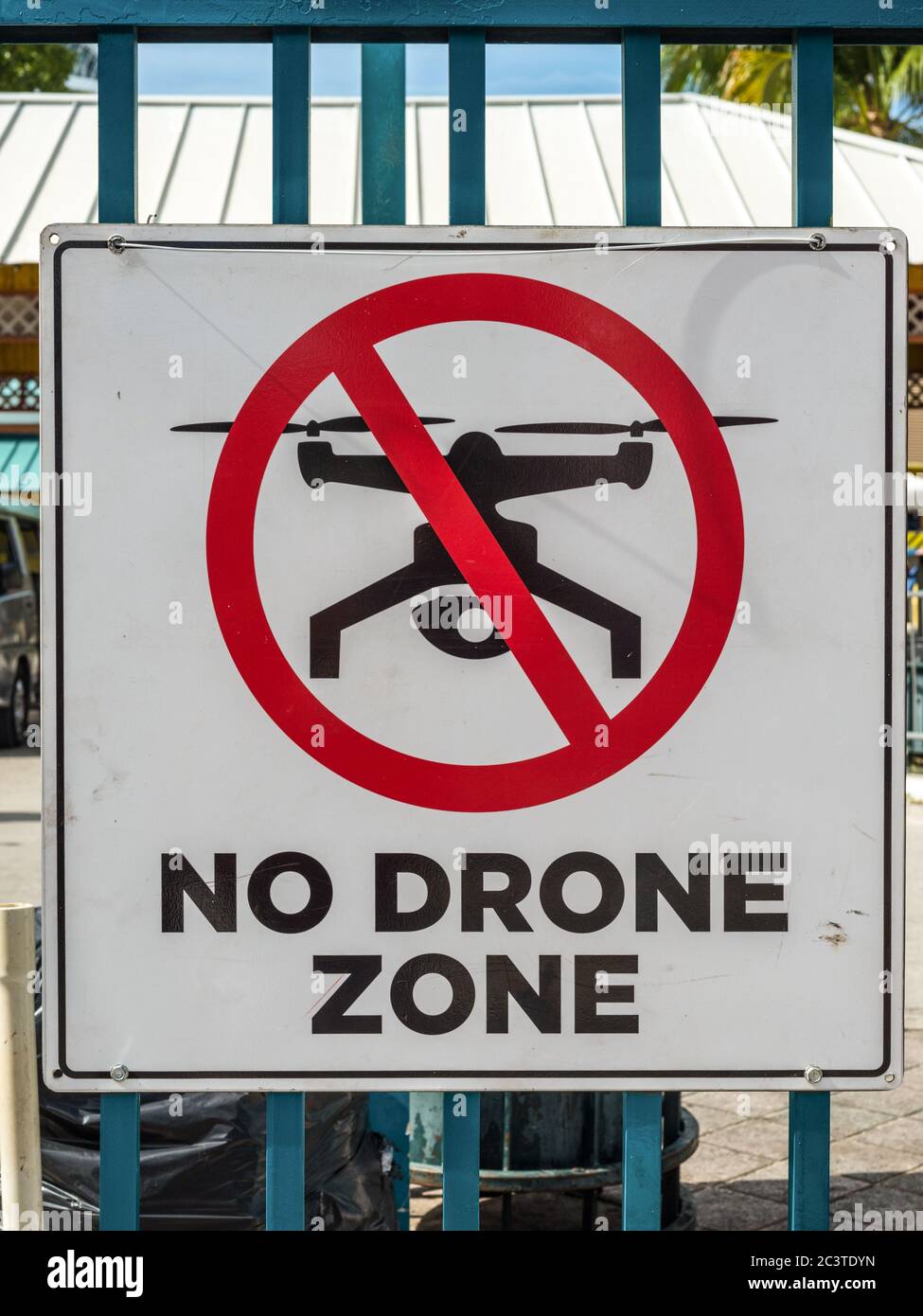 No Drone Zone Sign Cross Red White Metal Real Outdoors Tourist Location Entry Warning Stock Photo