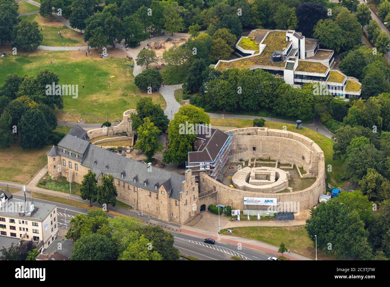 palace Broiche and old VHS building, 21.07.2019, aerial view, Germany, North Rhine-Westphalia, Ruhr Area, Muelheim/Ruhr Stock Photo